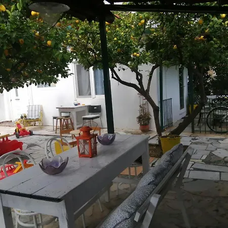 Villa Lemon Tree Family House à Vrahati Extérieur photo